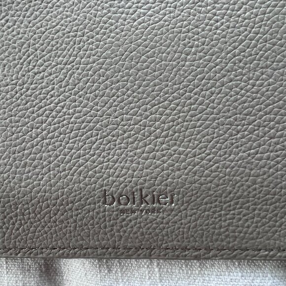 NWOT Botkier Cobble Hill Slip Wallet - Picture 5 of 6